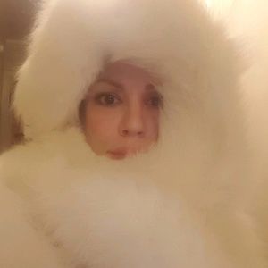 Meet your Posher, Beth